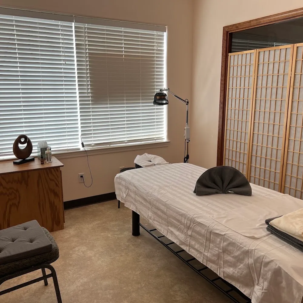 Max Well Massage Therapy photo 2