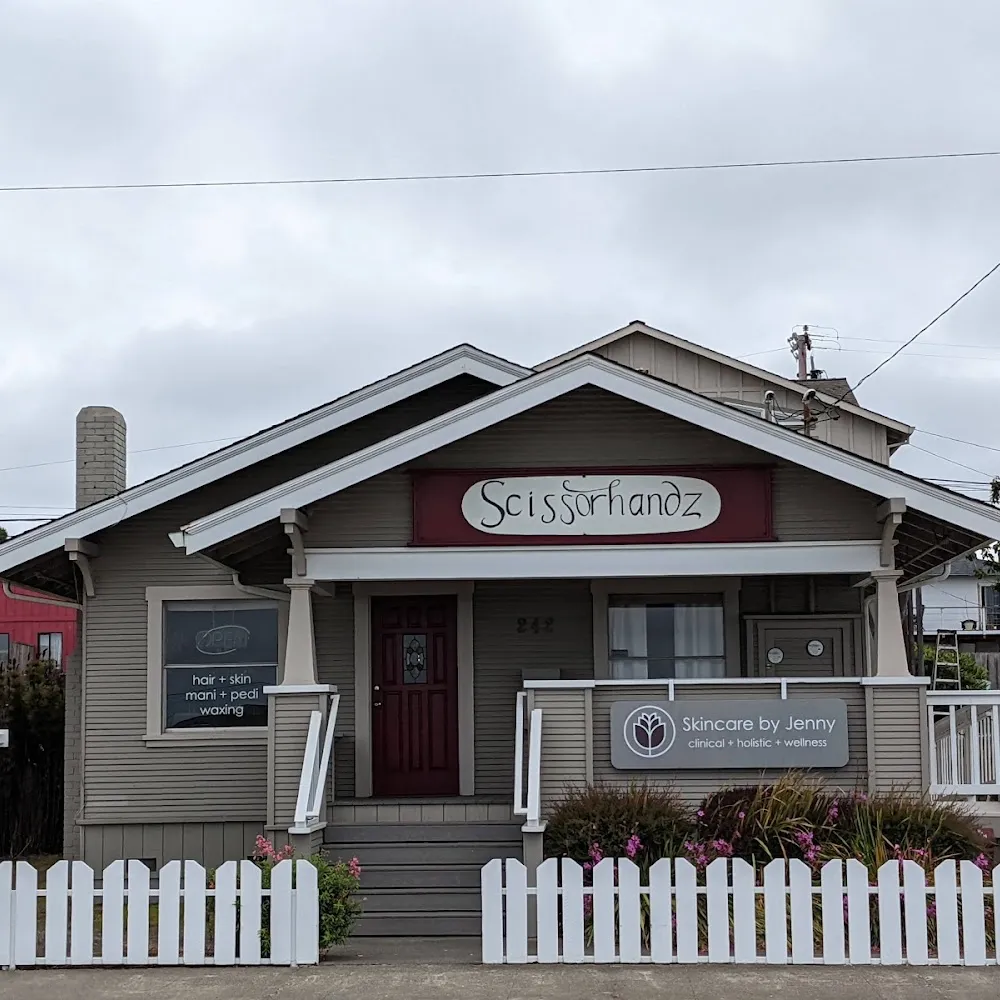 ScissorhandZ — Hair Salon