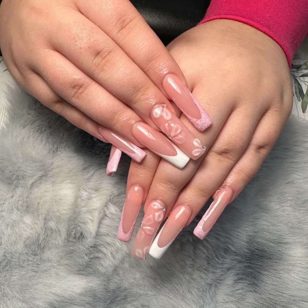 Ukiah nails & spa — Nail Salon