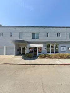 Ukiah Thread salon photo 4